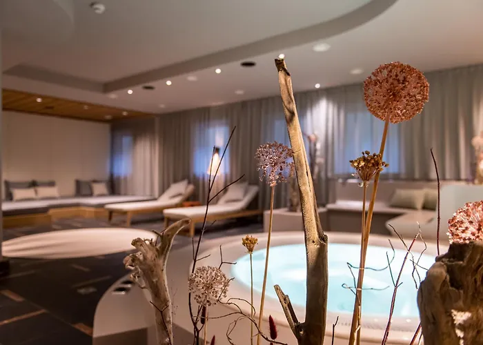 Hotel Post Alpine Cityflair Brunico